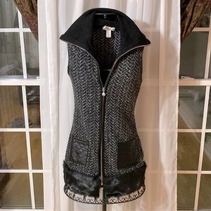 White and Black Bougie Sweater Dress Waist: 14 in _Bust: 15.5. Faux Blk.Fur.